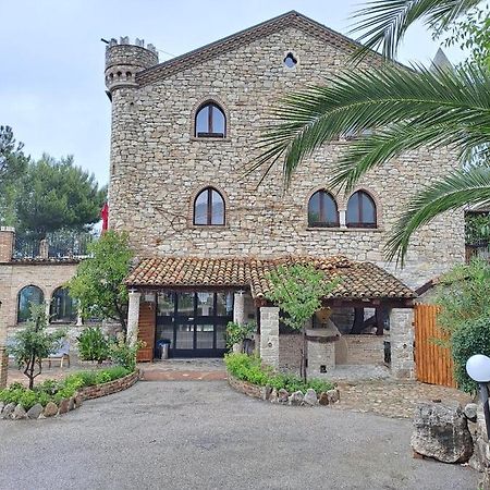 Hotel Lo Smeraldo Roccavivara エクステリア 写真