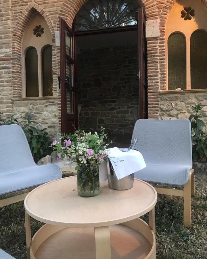 Hotel Lo Smeraldo Roccavivara エクステリア 写真