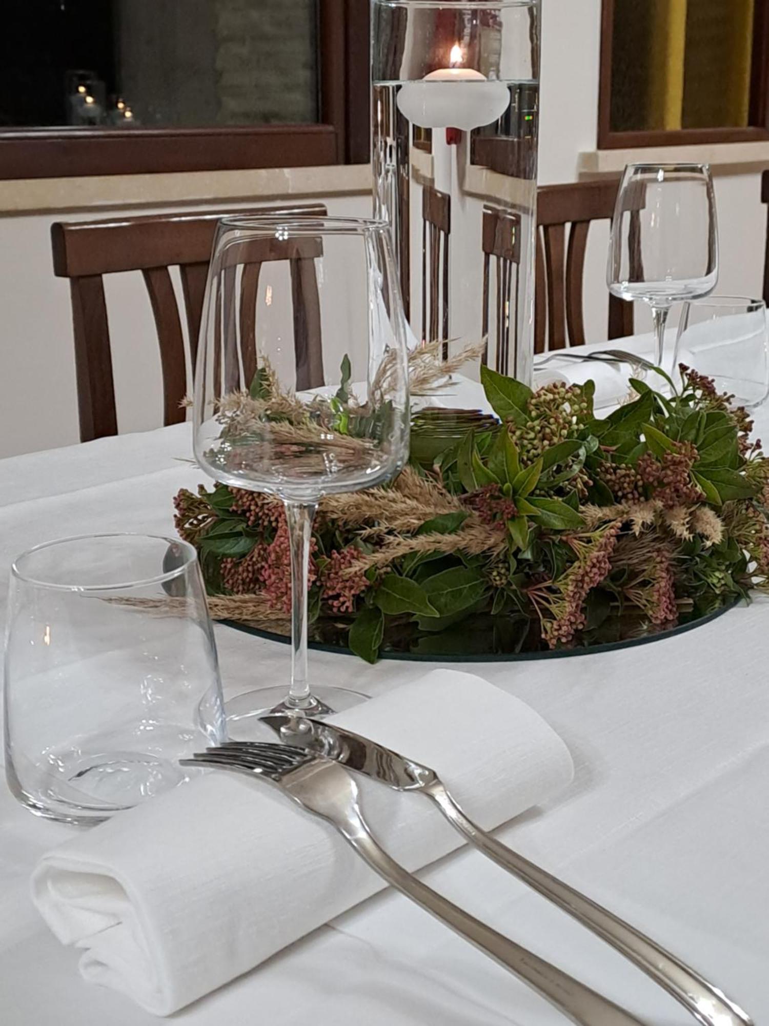 Hotel Lo Smeraldo Roccavivara エクステリア 写真